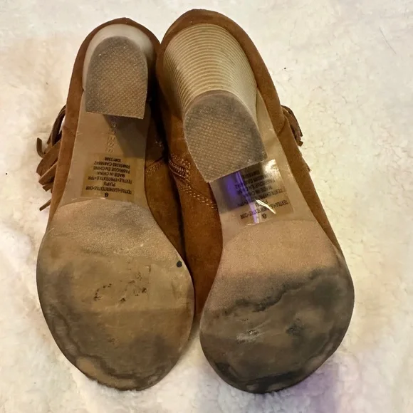 Express Tan Suede Ankle Chelsea Booties with Fringe & Open Toe - Picture 16 of 16